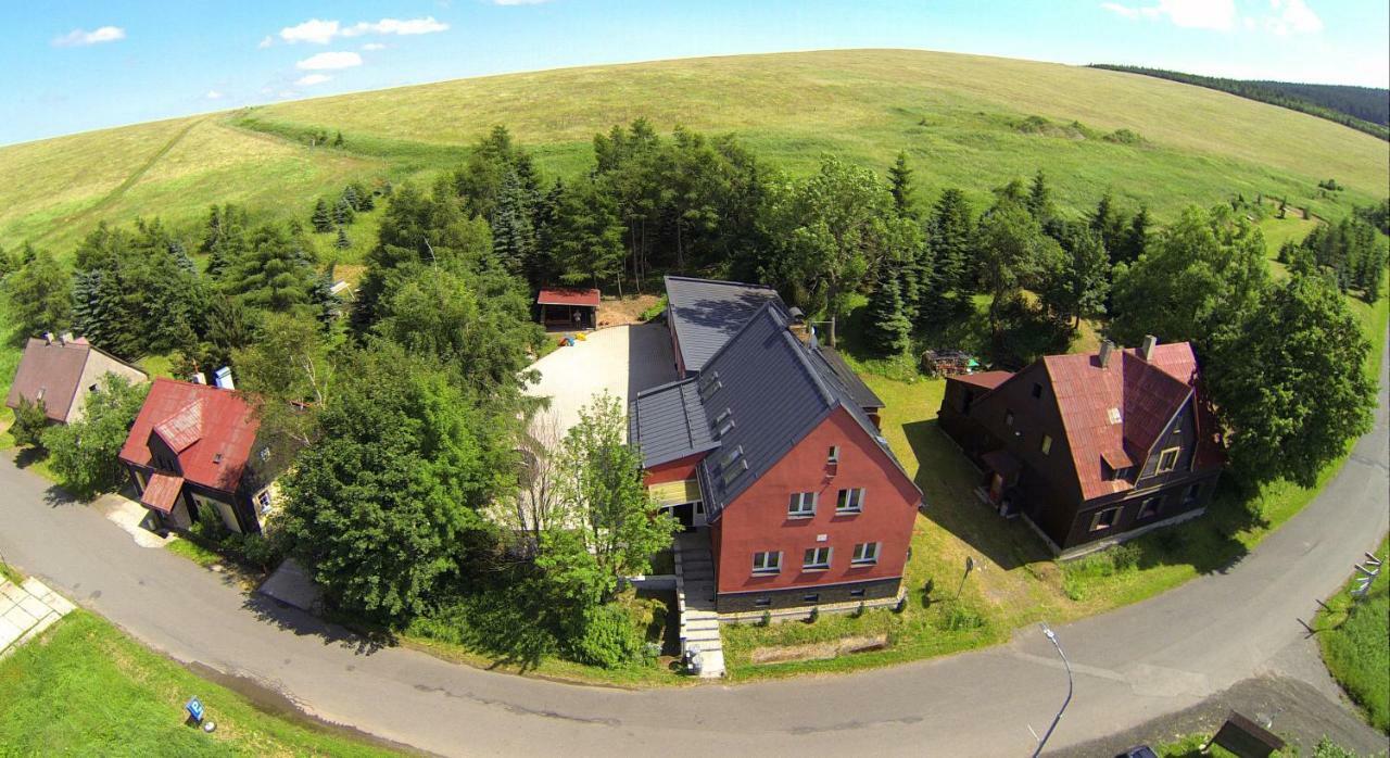 Ferienhaus Iva - Klinovec Aparthotel Loučná pod Klínovcem Eksteriør bilde